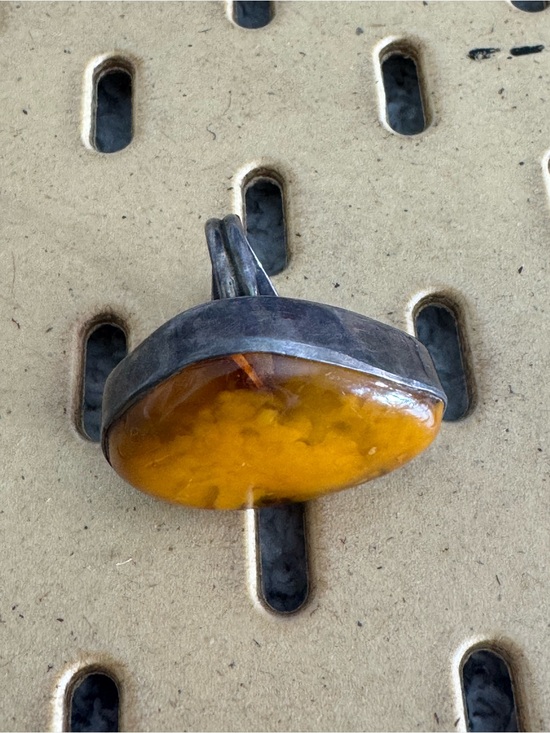 Jewelry - Large vintage sterling silver genuine butterscotch Baltic amber ring size 7